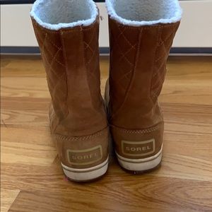 Sorel Glacy snow boots